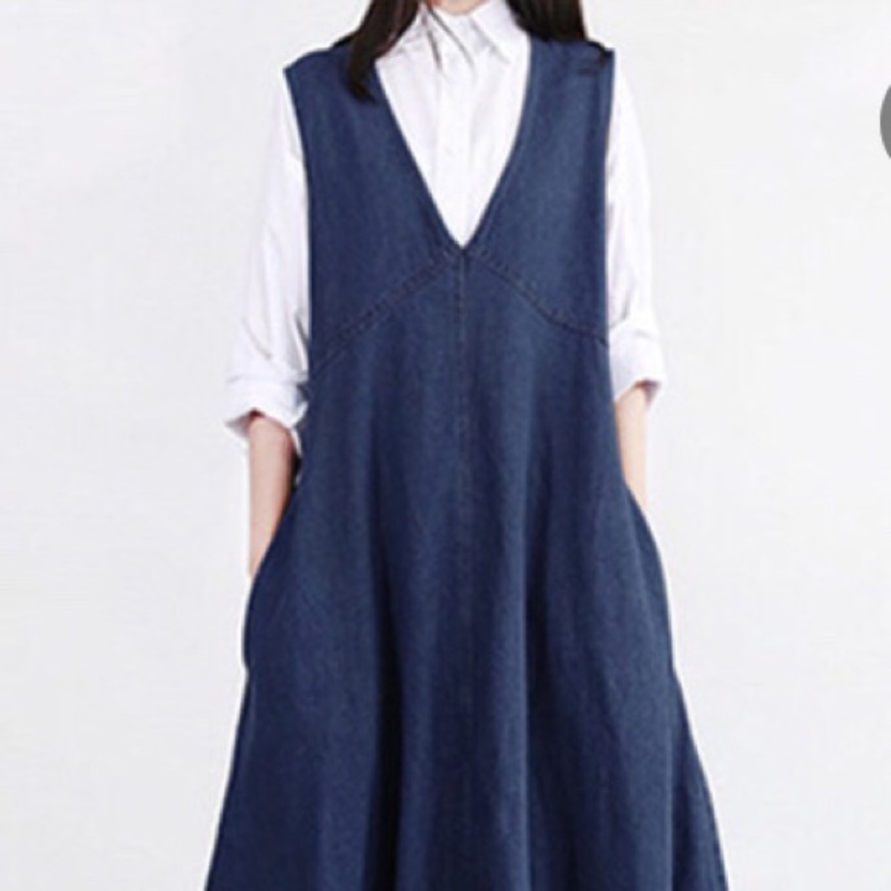 Denim midi jumper dress with pockets